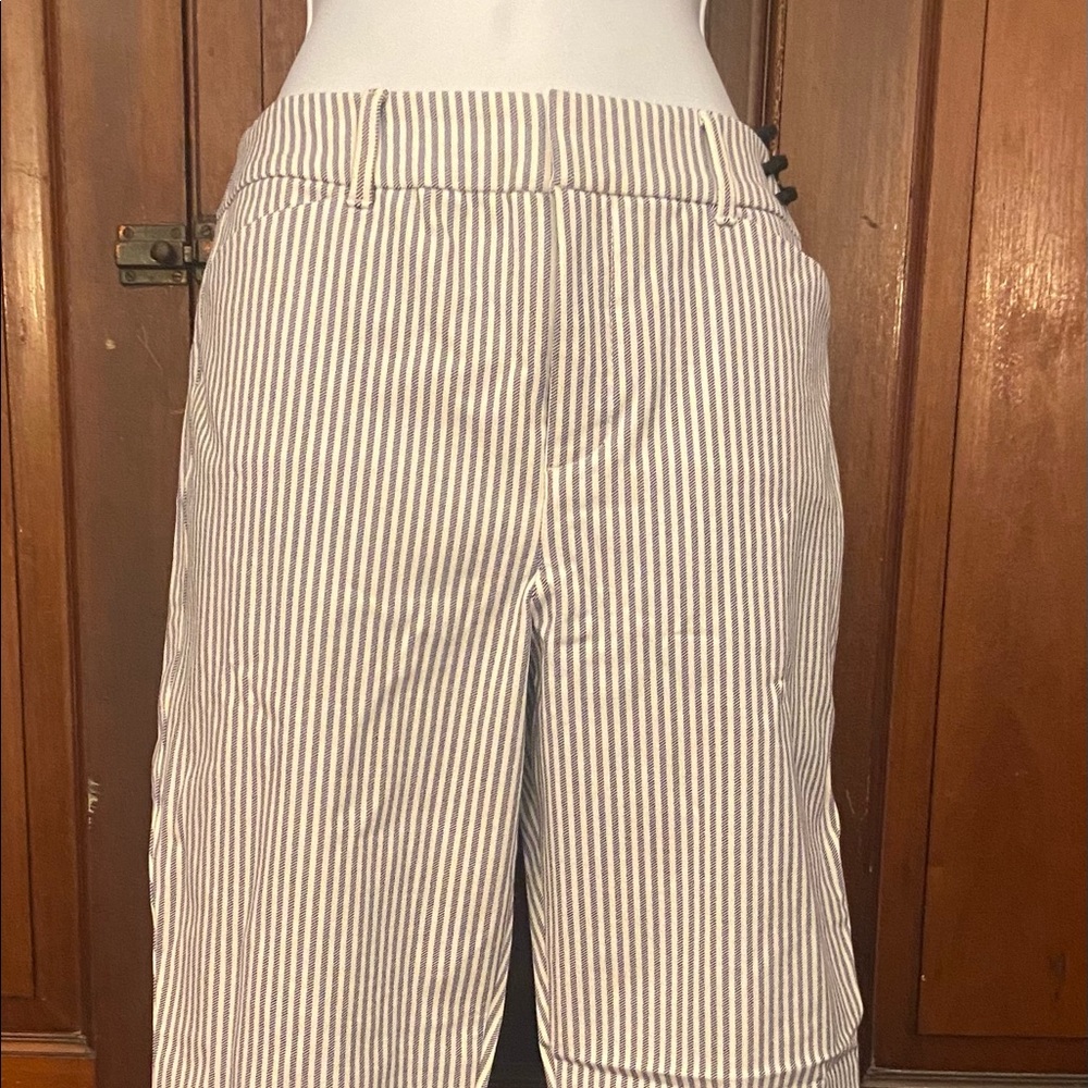 Old Navy Pixie High Rise Pant